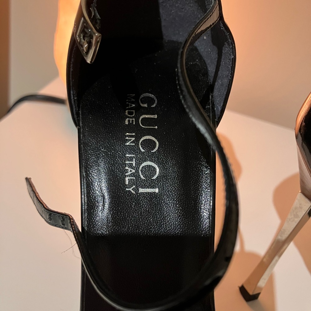 Authentic Gucci heels size 8 - Picture 3 of 7